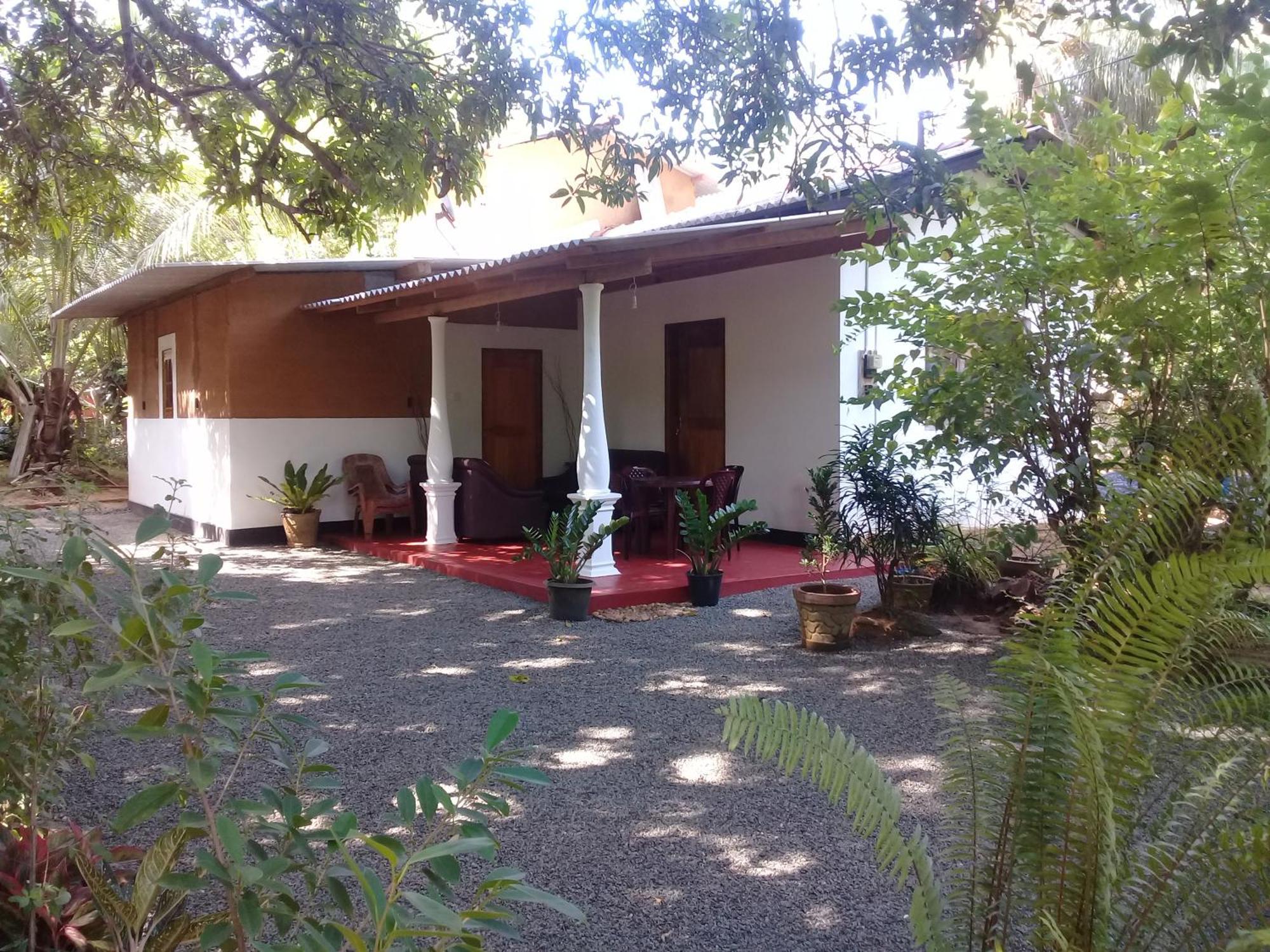 Tusker'S Paradise Safari Villa 达瓦拉维 外观 照片