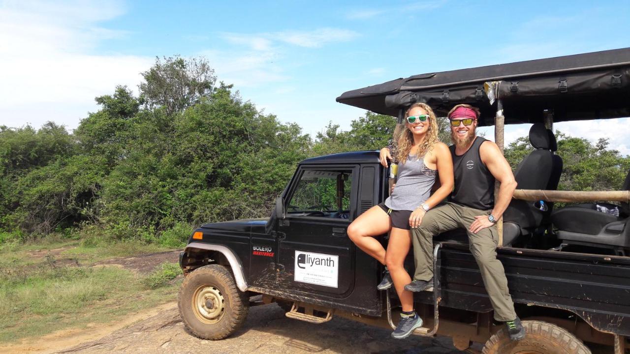 Tusker'S Paradise Safari Villa 达瓦拉维 外观 照片